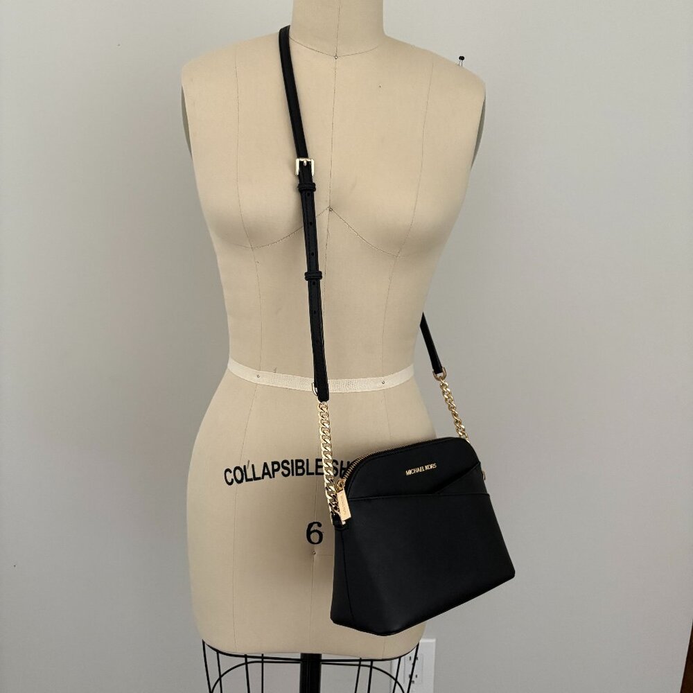 MICHAEL KORS Jet Set Travel Dome Crossbody Saffiano Leather Black Quiet Luxury